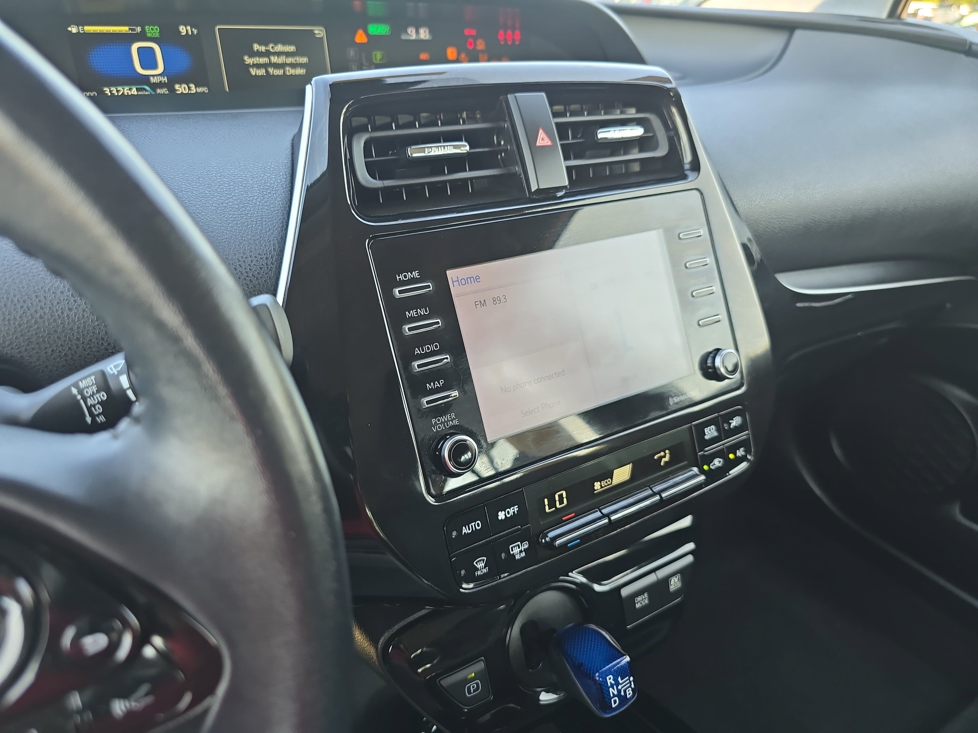 Used 2022 Toyota Prius FWD image 19