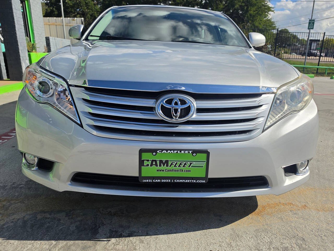 Used 2011 Toyota Avalon Limited FWD image 64