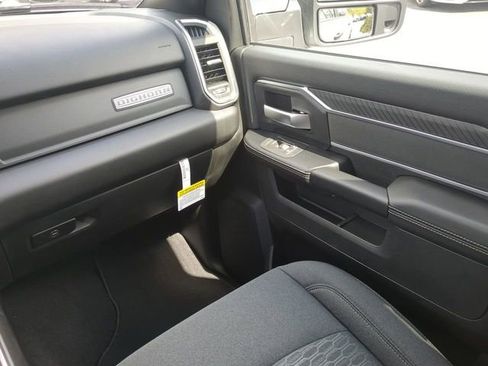 New 2026 RAM 2500 Big Horn AWD/4WD image 18
