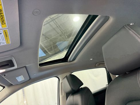 Used 2023 Honda HR-V EX-L image 59