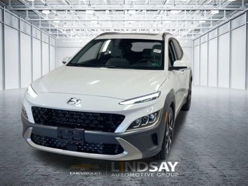 Used 2022 Hyundai Kona Limited AWD/4WD image 5