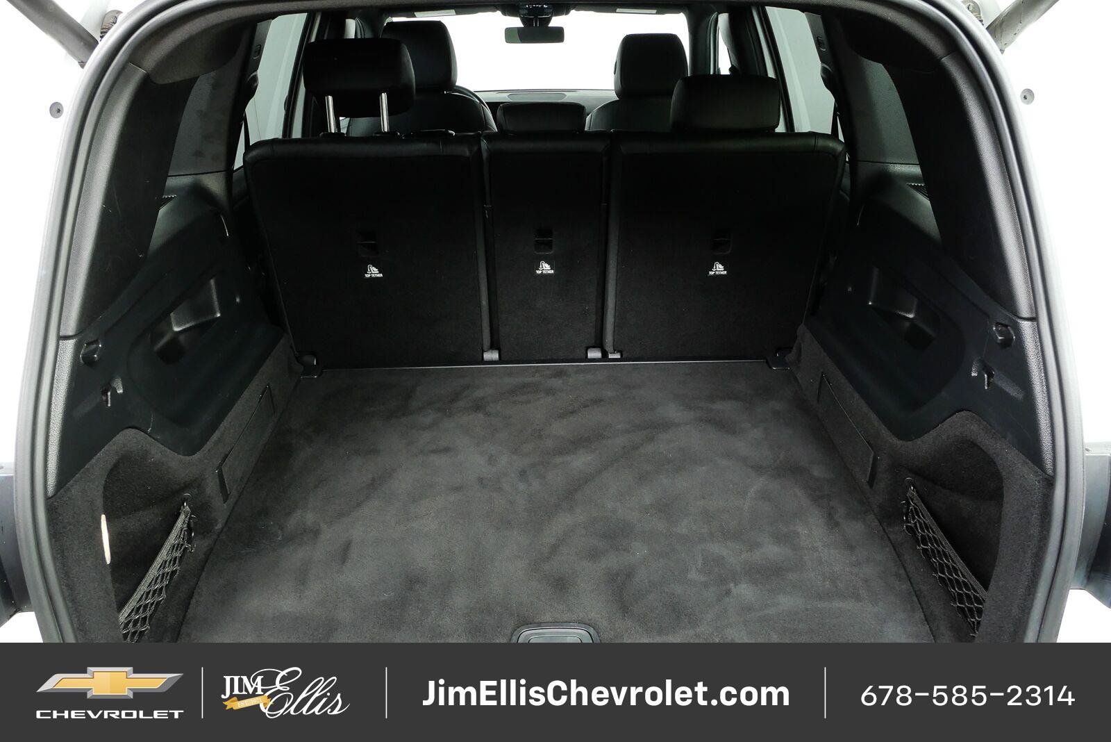 Used 2022 Mercedes-Benz GLB 250 w/ Premium Package Lite image 30