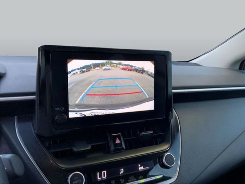 Used 2025 Toyota Corolla LE FWD image 26