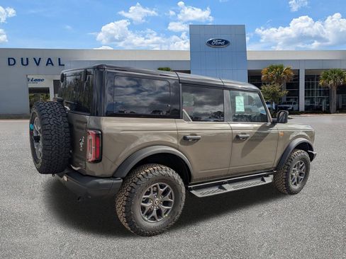 New 2025 Ford Bronco Badlands AWD/4WD image 4