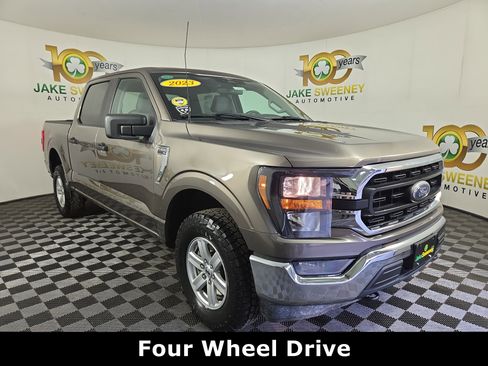 Used 2023 Ford F150 XLT image 2