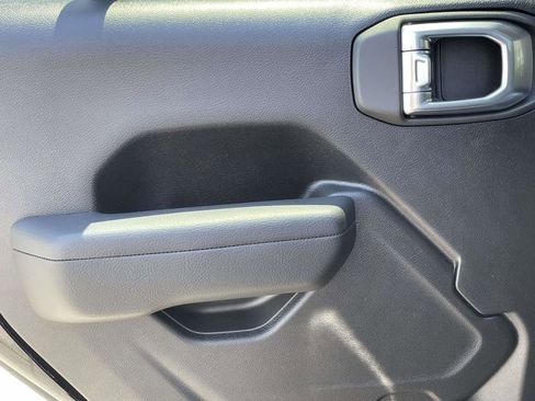 New 2026 Jeep Gladiator Sport AWD/4WD image 20