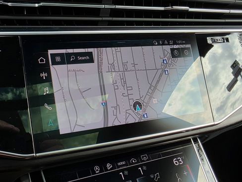 Used 2023 Audi Q8 Premium Plus image 40