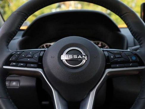 Certified 2025 Nissan Altima 2.5 SL FWD image 9