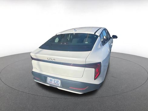 Used 2025 Toyota Corolla LE image 9