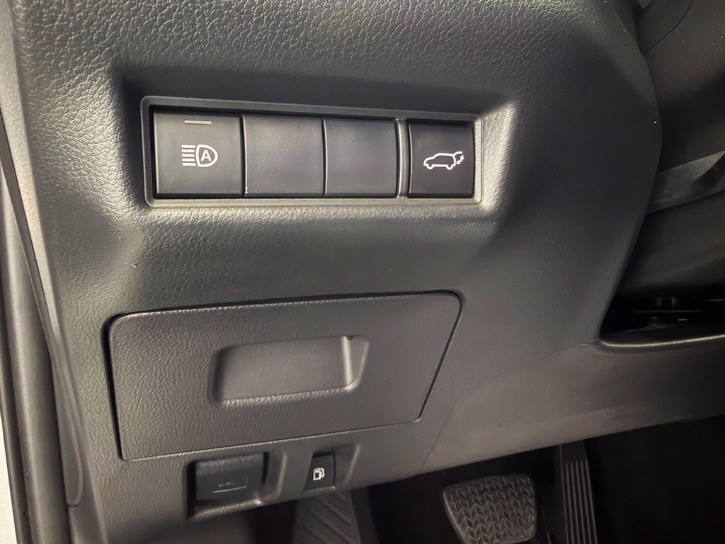 Used 2025 Toyota Grand Highlander AWD image 25