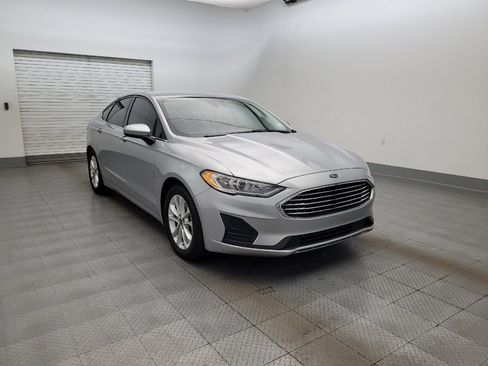 Used 2020 Ford Fusion SE image 13