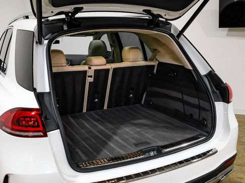 Used 2020 Mercedes-Benz GLE 350 w/ AMG Line Exterior image 46