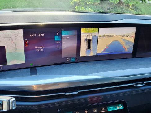 Certified 2025 Cadillac Escalade IQ Sport 2 AWD/4WD image 26