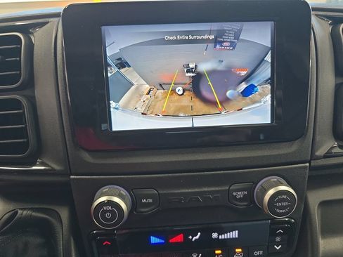 New 2026 RAM ProMaster 2500 w/ Convenience Group FWD image 23