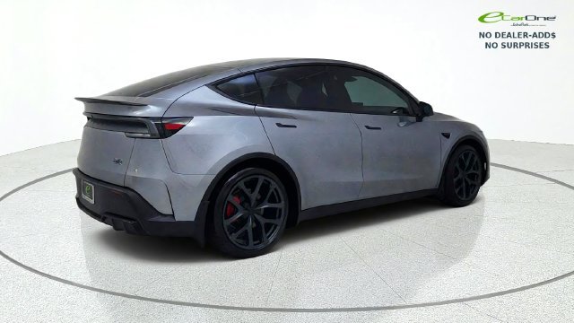 Used 2026 Tesla Model Y Performance AWD/4WD image 8