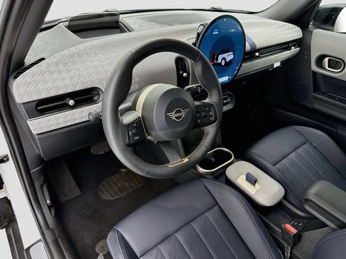 Certified 2026 MINI Cooper 4-Door Hardtop FWD image 13