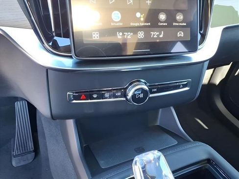 New 2026 Volvo XC90 B6 Plus w/ Protection Package Premier AWD/4WD image 23