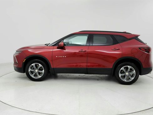 Used 2024 Chevrolet Blazer LT w/ Convenience Package image 2