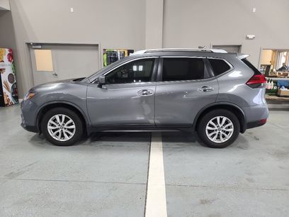 Used 2017 Nissan Rogue SV