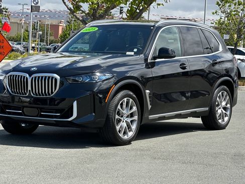 Used 2025 BMW X5 xDrive40i AWD/4WD image 8