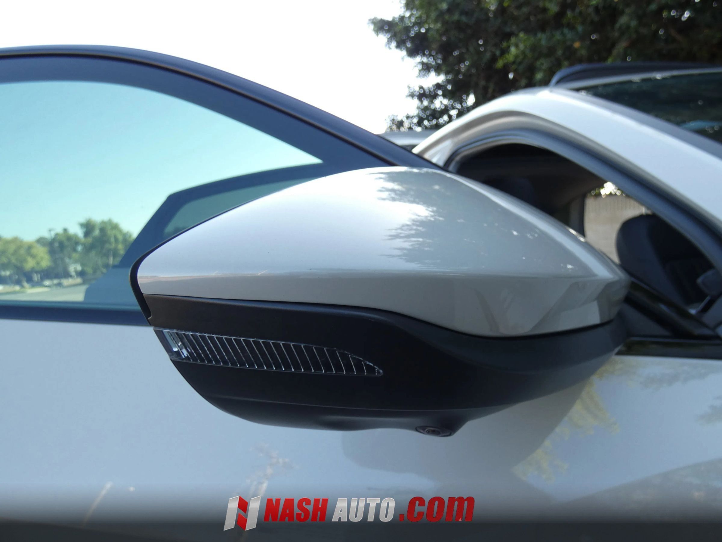 Used 2022 Audi e-tron Premium Plus w/ Premium Plus Package AWD/4WD image 71