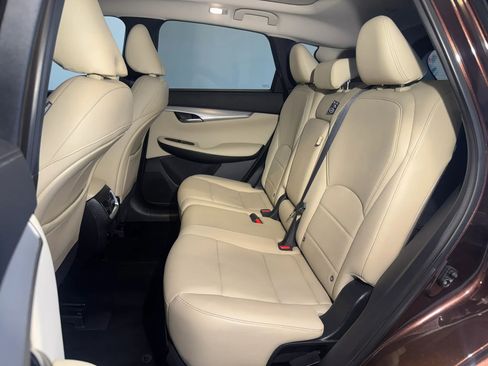 Used 2020 INFINITI QX50 Luxe w/ Navigation Package AWD/4WD image 24