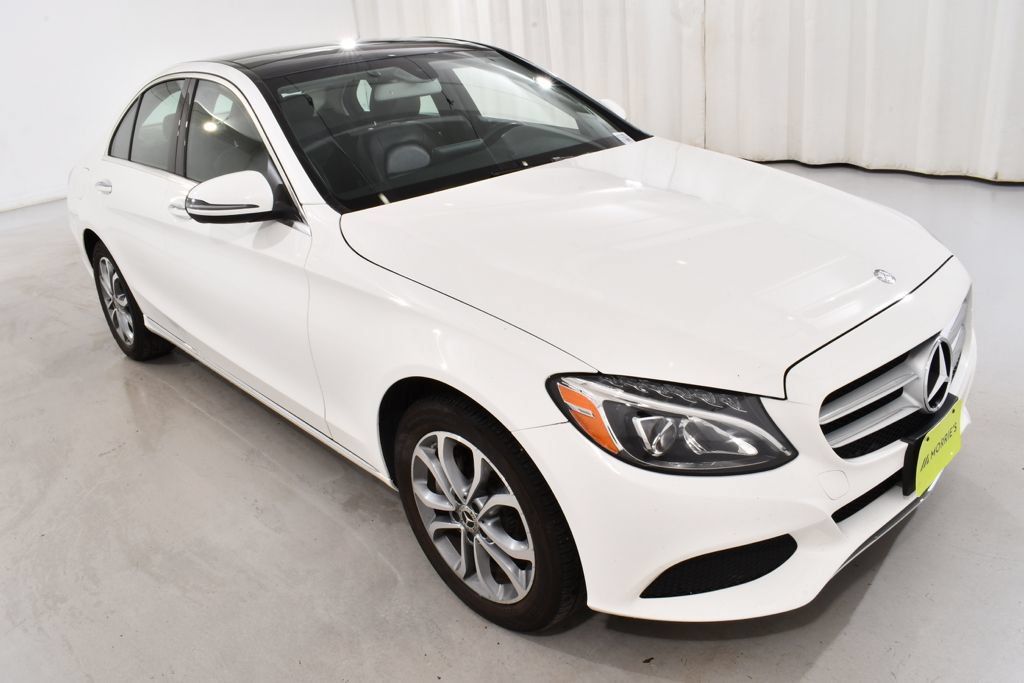 Used 2017 Mercedes-Benz C 300 4MATIC Sedan image 5