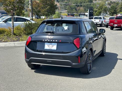 New 2026 MINI Cooper S FWD image 5