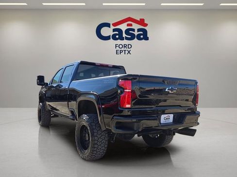 Used 2025 Chevrolet Silverado 2500 LT w/ Trail Boss Package image 4