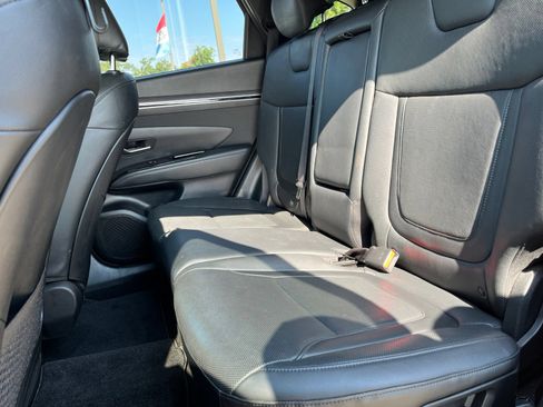 Used 2022 Hyundai Tucson SEL w/ Convenience + Premium Package FWD image 12