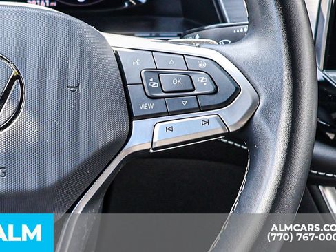 Used 2024 Volkswagen Atlas Cross Sport SE FWD image 36