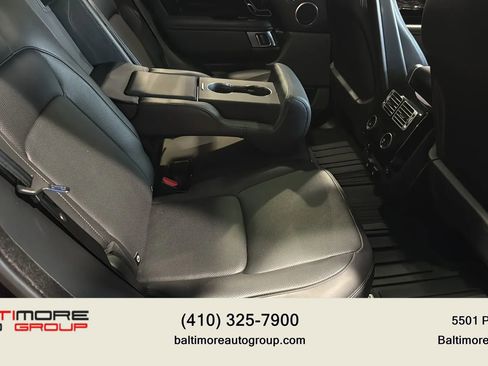 Used 2020 Land Rover Range Rover HSE image 31