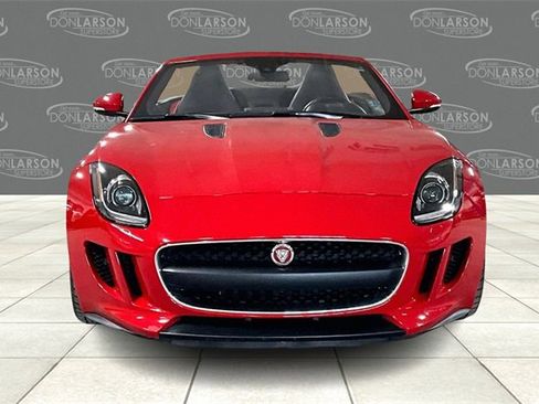 Used 2017 Jaguar F-TYPE Premium image 2