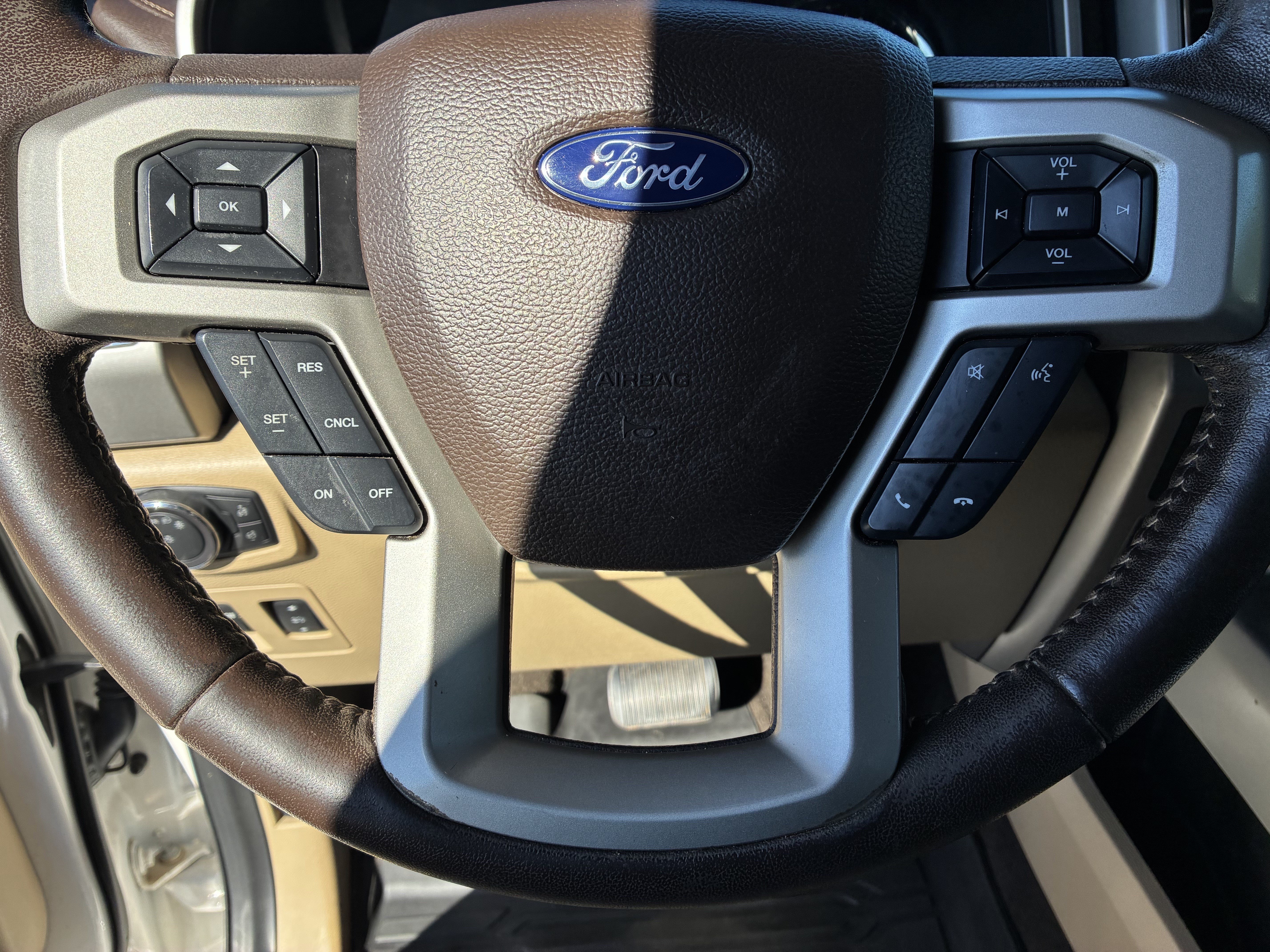 Used 2019 Ford F150 Lariat w/ Trailer Tow Package AWD/4WD image 26