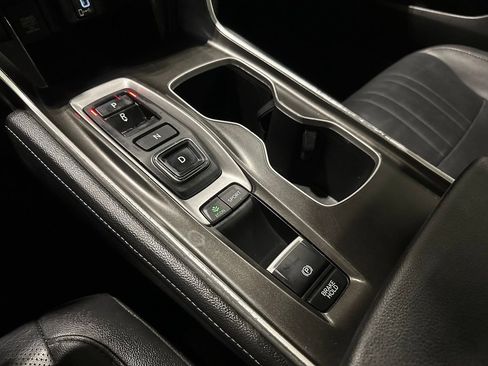 Used 2020 Honda Accord Touring image 26