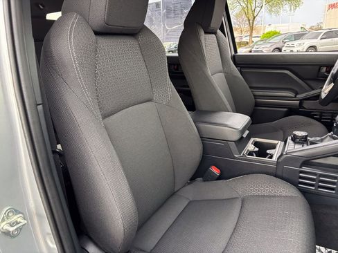 Certified 2025 Toyota 4Runner SR5 image 38