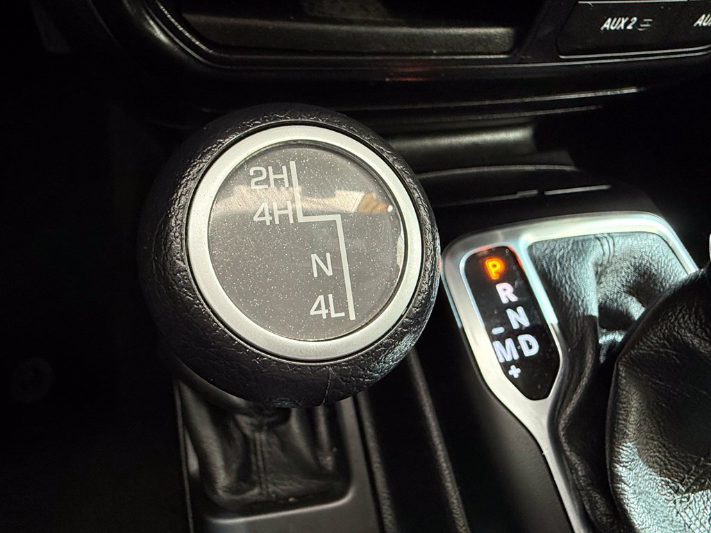 Used 2020 Jeep Wrangler Unlimited Sport AWD/4WD image 32