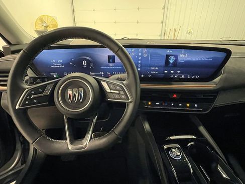 Used 2025 Buick Envision Sport Touring image 34