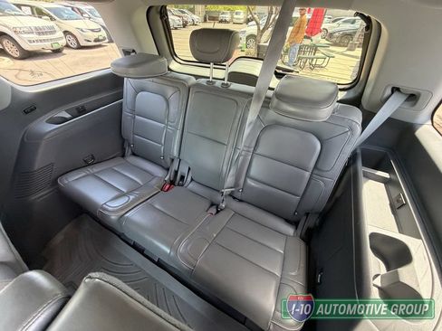 Used 2019 Lincoln Navigator Select RWD image 27