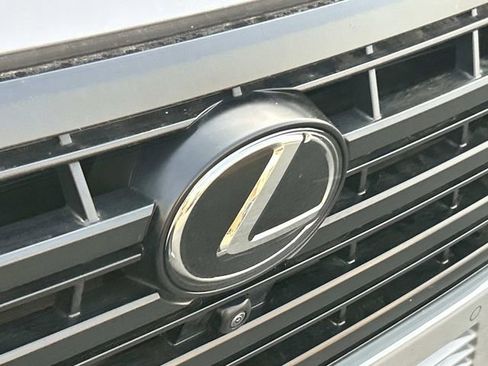 Used 2025 Lexus GX 550 550 Luxury w/ Accessory Package (2T) image 9