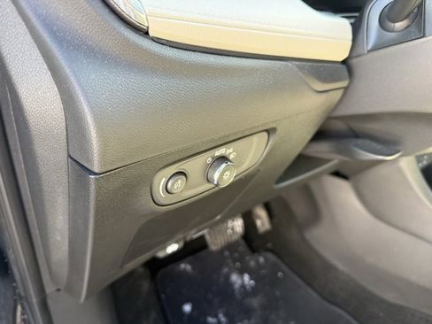 Used 2024 Buick Encore GX Sport Touring w/ Advanced Technology Package image 14