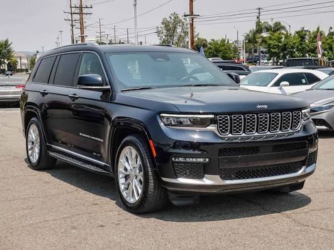 Certified 2021 Jeep Grand Cherokee L Summit w/ Luxury Tech Group V image 3