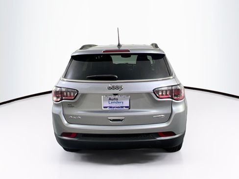Used 2022 Jeep Compass Latitude w/ Convenience Group AWD/4WD image 6