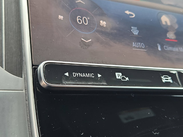 Used 2024 Mercedes-Benz GLC 300 4MATIC w/ Advanced USB Package image 25