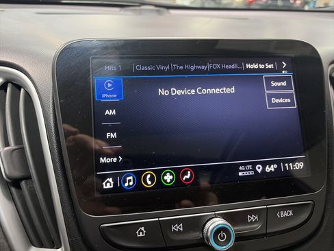 Used 2024 Chevrolet Malibu LT FWD image 15
