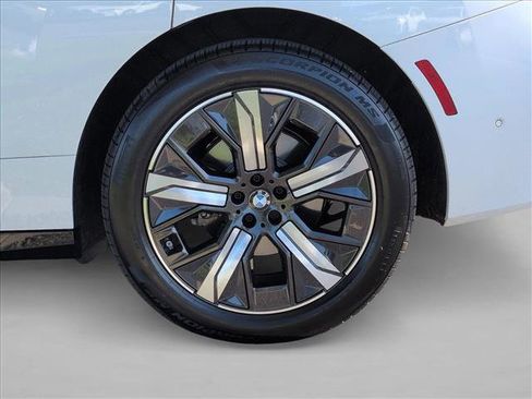 Used 2026 BMW iX xDrive60 AWD/4WD image 24
