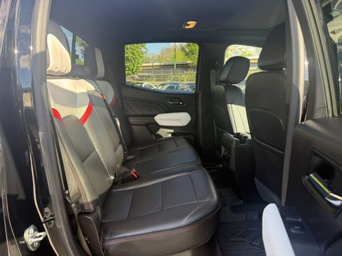 Used 2024 GMC Canyon AT4X w/ AT4X AEV Edition image 22