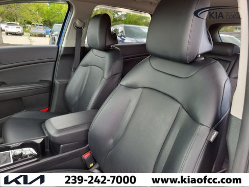 Certified 2024 Kia Sportage EX FWD image 26