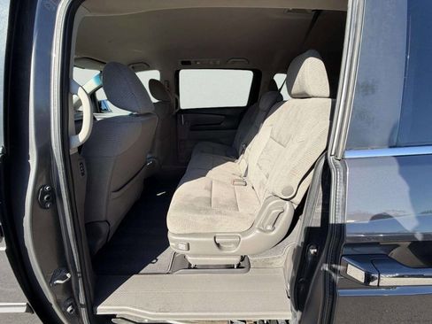Used 2011 Honda Odyssey EX image 19