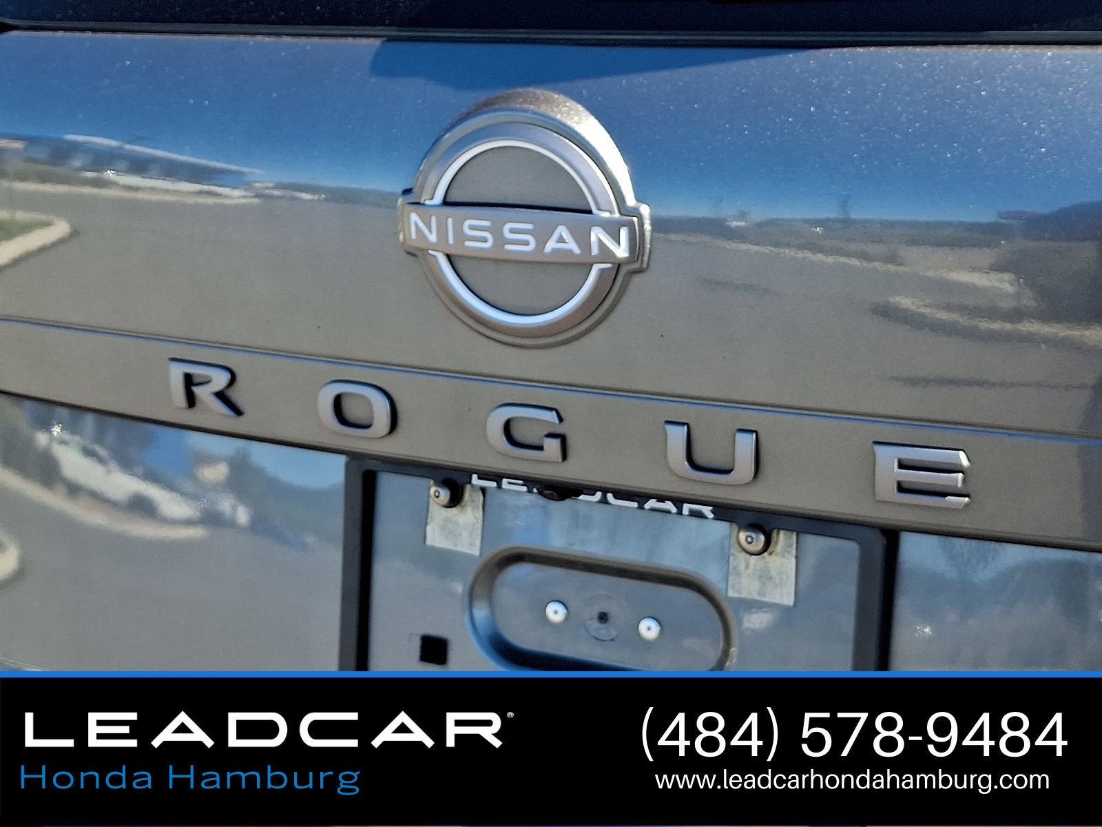 Used 2024 Nissan Rogue S AWD/4WD image 30